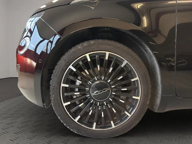 Fiat 500 C electric 87 kW La Prima