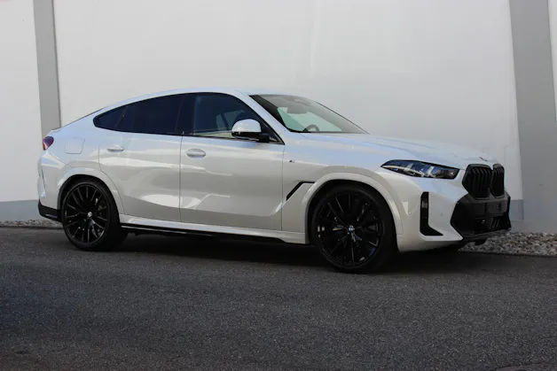 BMW X6 xDrive 48V 30d M Sport Pro *MINERALWEISS METALLIC*