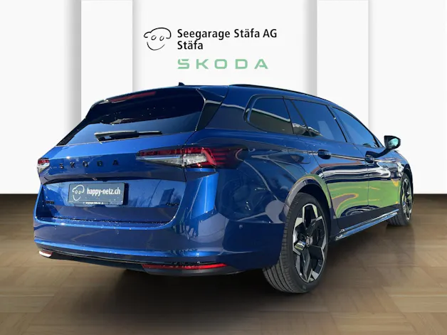 Škoda Superb Combi 2.0 TSI Sportline 4x4 DSG