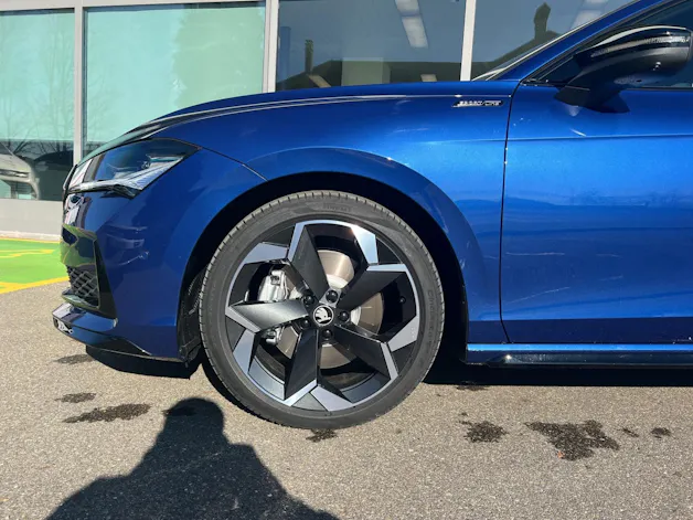 Škoda Superb Combi 2.0 TSI Sportline 4x4 DSG