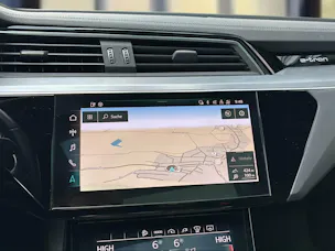 Audi e-tron 55 Sportback S Line quattro Daytonagrau Perleffekt