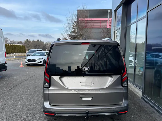 Ford TOURNEO CONNECT Grand 2.0 EcoB Active/122CV/Aut.