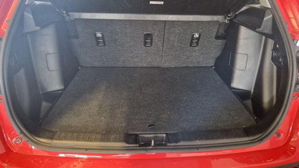 Vehicle image 4 Vehicle image 4