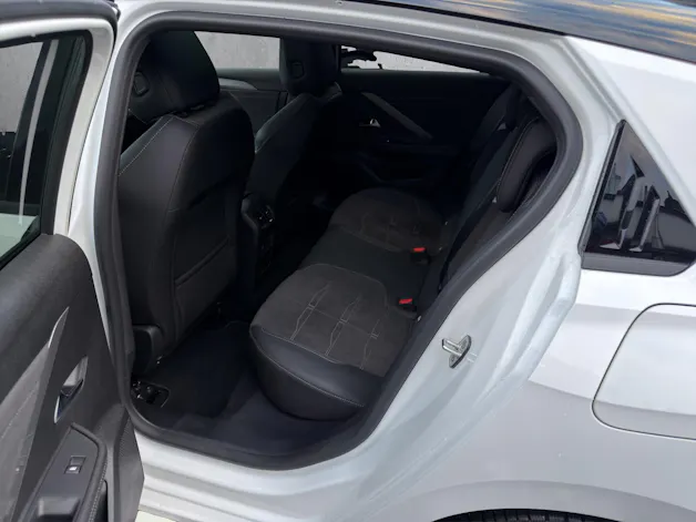 Opel Astra 1.6 T PHEV 180 Ultimate