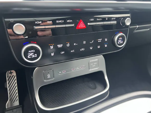 Hyundai Ioniq 9 Vertex Calligraphy 4WD 6P