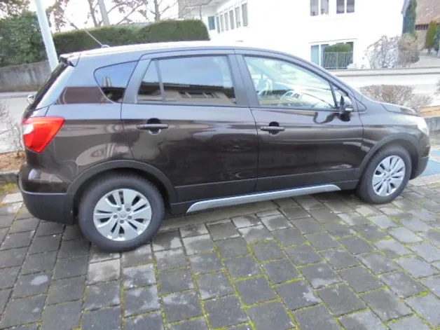 Suzuki SX4 S-Cross 1.6 TD Compact Top 4x4