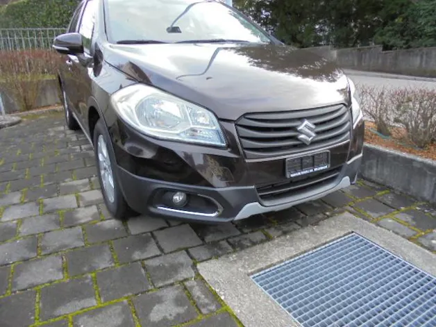 Suzuki SX4 S-Cross 1.6 TD Compact Top 4x4