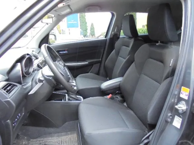 Suzuki Swift 1.2 Compact Top Hybrid