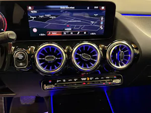 Mercedes-Benz GLA 200 Progressive