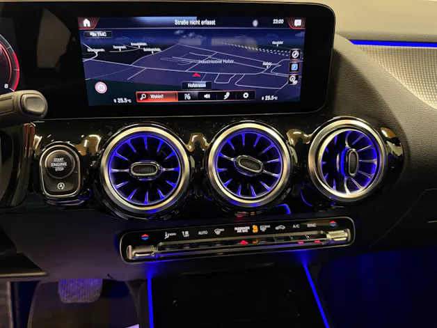 Mercedes-Benz GLA 200 Progressive