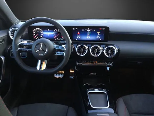 Mercedes-Benz A 220 4Matic 8G-DCT