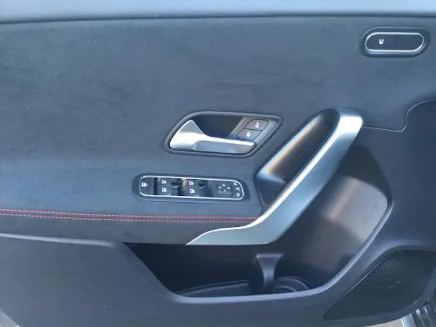 Mercedes-Benz A 220 4Matic 8G-DCT
