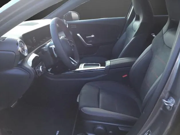 Mercedes-Benz A 220 4Matic 8G-DCT