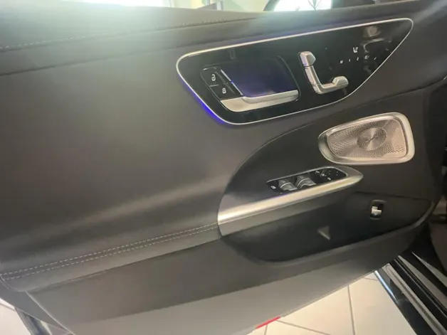 Mercedes-Benz C 300 4 Matic