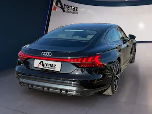 Audi e-tron GT quattro