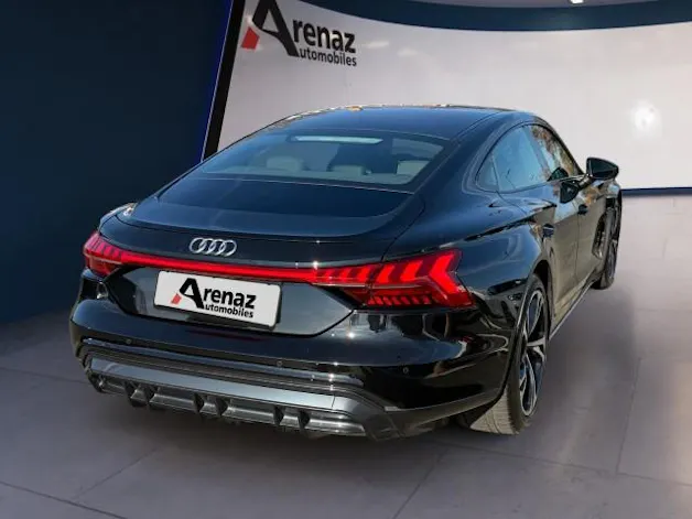 Audi e-tron GT quattro