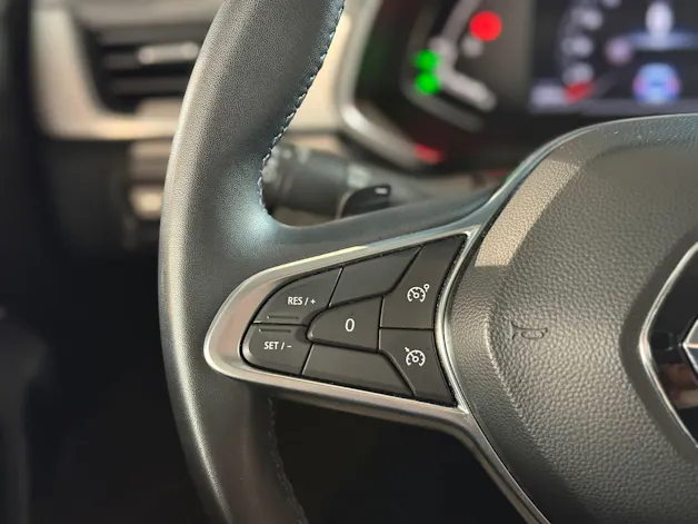 Renault Captur 1.3 TCe EDC Intens EDC