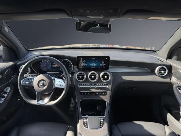 Mercedes-Benz GLC 300 AMG Line 4Matic 9G-Tronic