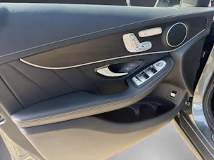Mercedes-Benz GLC 300 AMG Line 4Matic 9G-Tronic