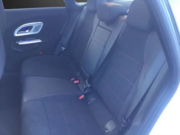 Mercedes-Benz CLA 200 8G-DCT 4Matic
