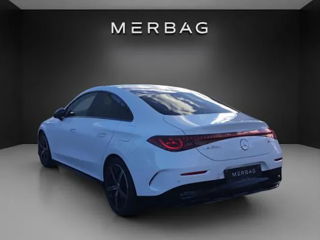 Mercedes-Benz CLA 200 8G-DCT 4Matic