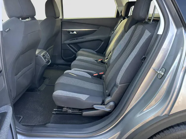 Peugeot 5008 1.5 BlueHDi Business Line