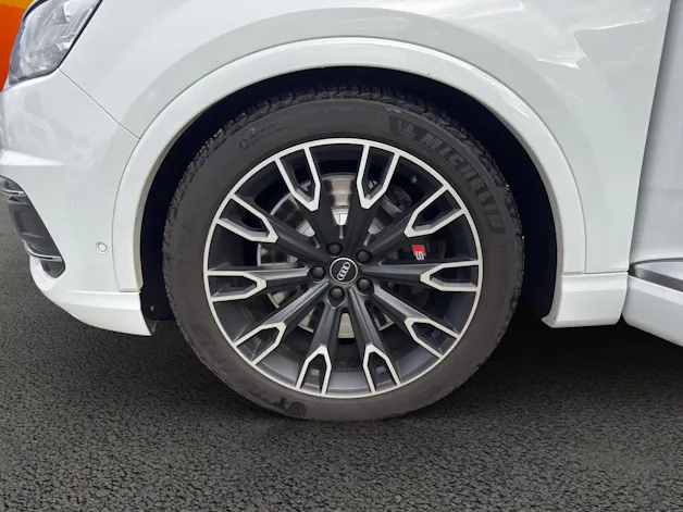 Audi SQ7 4.0 TDI quattro tiptronic