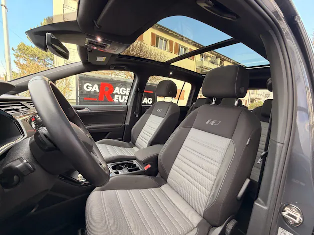 VW Touran 1.5 TSI DSG HIGHLINE R-LINE BLACK STYLE *** TOP AUSSTATTUNG ***