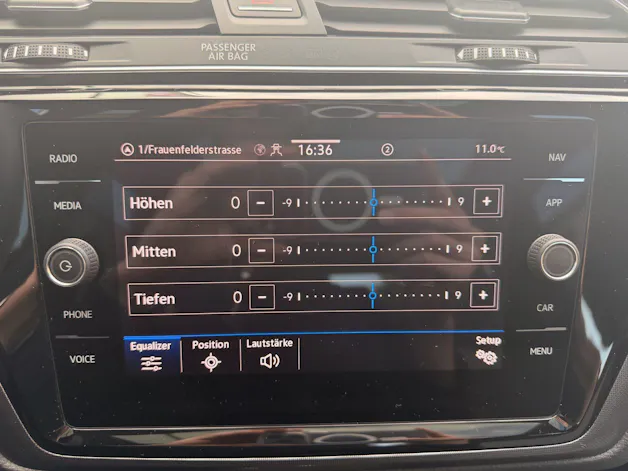VW Touran 1.5 TSI DSG HIGHLINE R-LINE BLACK STYLE *** TOP AUSSTATTUNG ***