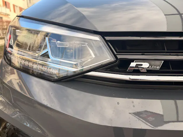 VW Touran 1.5 TSI DSG HIGHLINE R-LINE BLACK STYLE *** TOP AUSSTATTUNG ***