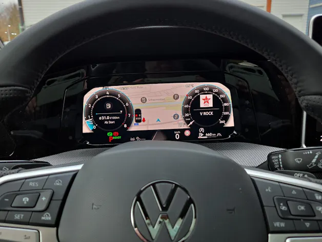 VW Golf Variant 1.5 eTSI mHEV R-Line