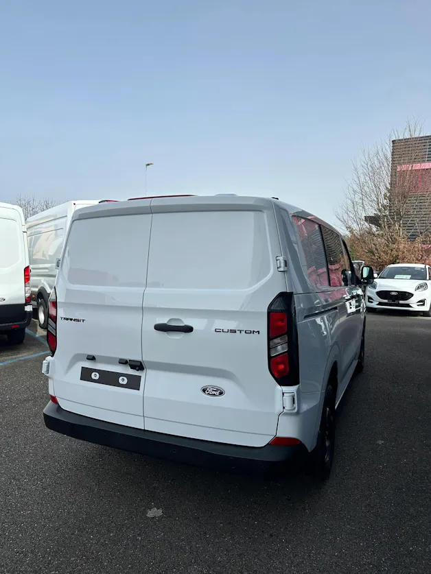 Ford Transit Custom Van 320 L1 2.0 Trend/136CV/Aut.
