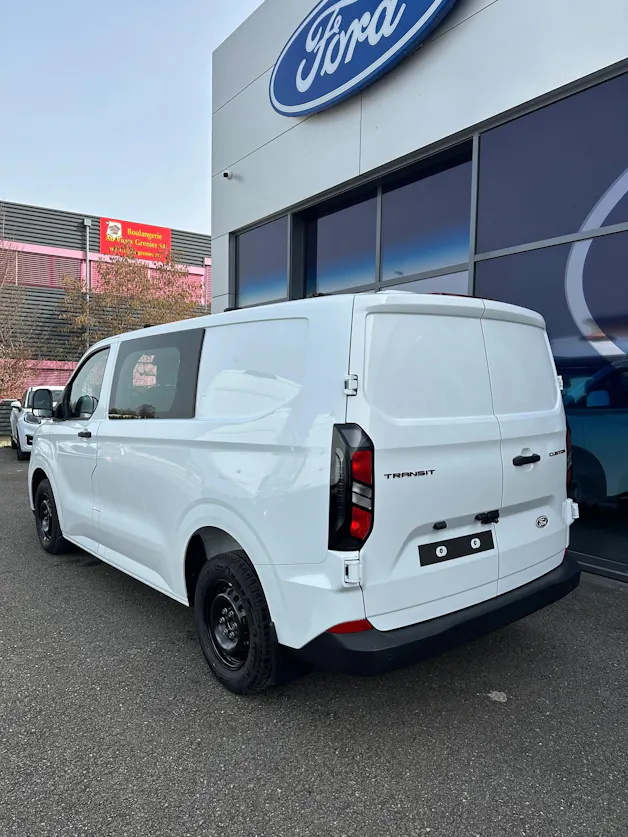 Ford Transit Custom Van 320 L1 2.0 Trend/136CV/Aut.