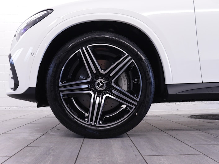 Vehicle image MERCEDES-BENZ GLC 220