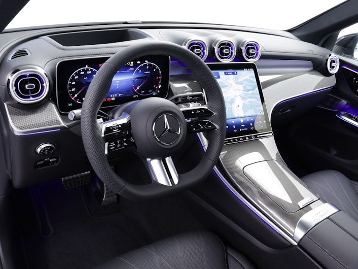 Vehicle image MERCEDES-BENZ GLC 220