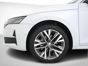 Škoda Octavia 1.5 TSI mHEV Selection-Lounge DSG