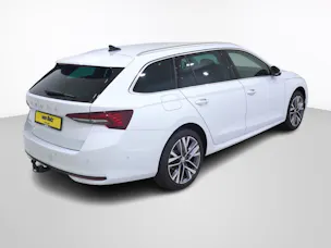 Škoda Octavia 1.5 TSI mHEV Selection-Lounge DSG
