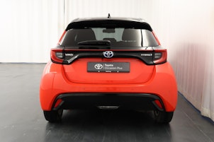 Vehicle image TOYOTA Yaris 1.5 VVT-i HSD Style