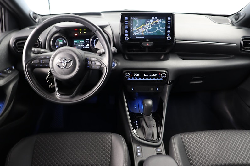 Vehicle image TOYOTA YARIS