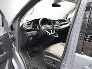 VW T6.1 Multivan 2.0 TDI 204 Highline DSG 4m