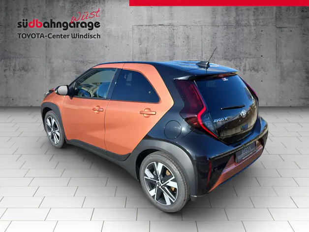 Toyota Aygo X 1.5 VVT-i HSD Trend