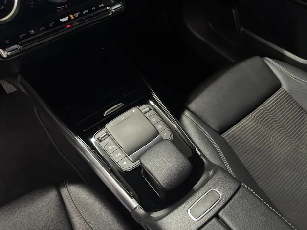 Mercedes-Benz B 180 Progressive