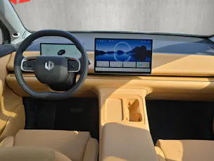 Leapmotor C10 EV AWD
