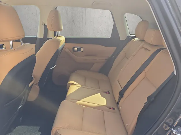 Leapmotor C10 EV AWD