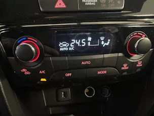 Suzuki Vitara 1.4 T Sakura Hybrid 4x4