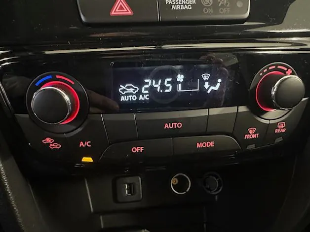 Suzuki Vitara 1.4 T Sakura Hybrid 4x4
