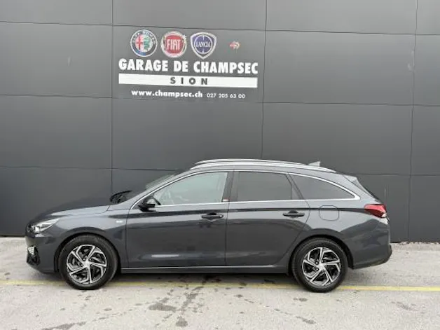 Hyundai i30 W 1.5 T-GDi AmpliaDCT