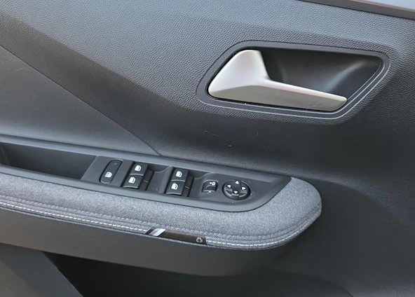 Fahrzeugbild 10 Fahrzeugbild 10