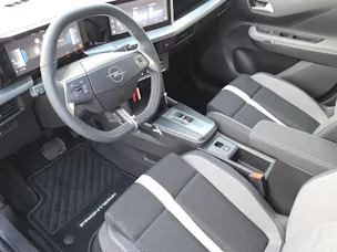 Opel Frontera 1.2 T HEV 145 GS