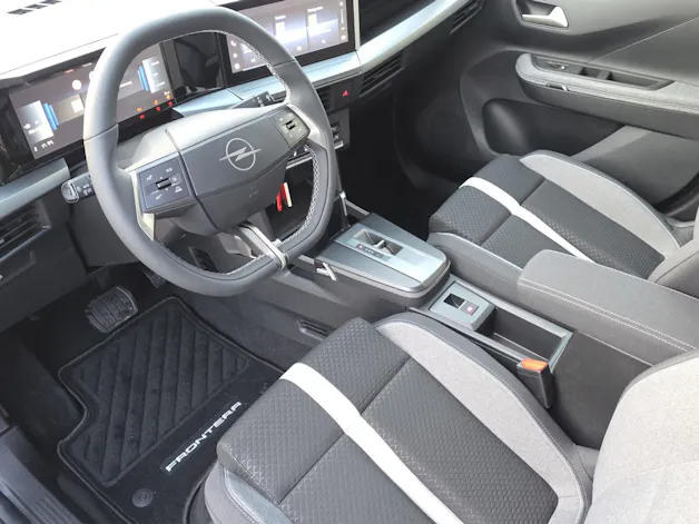 Opel Frontera 1.2 T HEV 145 GS